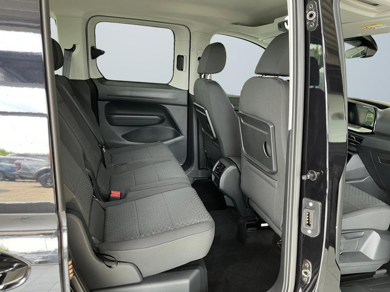 Ford Tourneo Connect · Titanium · Bild 11