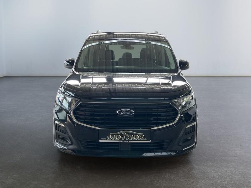 Ford Tourneo Connect · Titanium