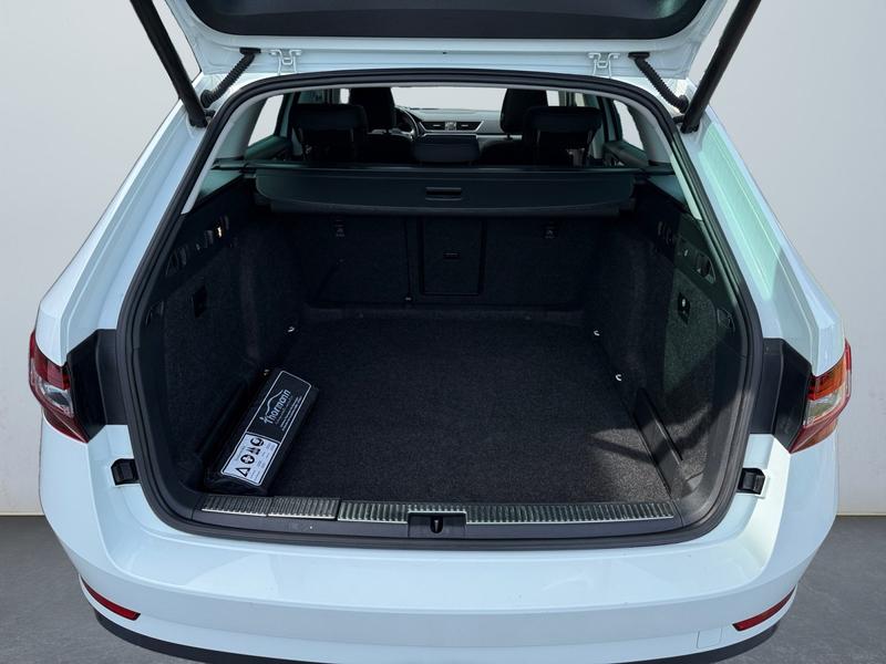 Skoda Superb · Style · Bild 14