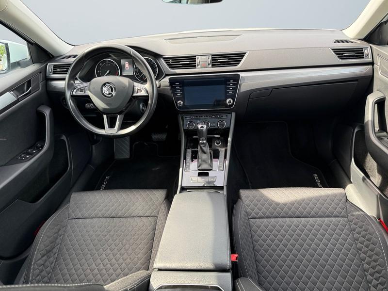 Skoda Superb · Style · Bild 8