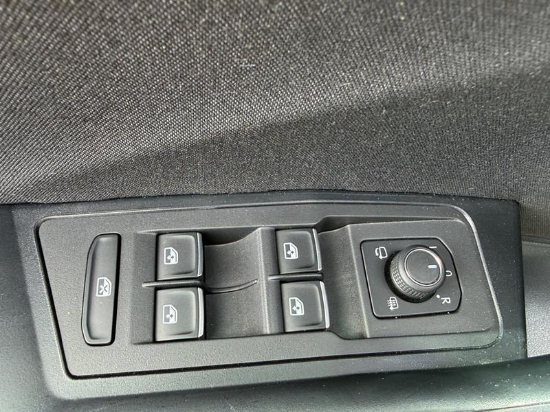 VW T-Roc · Sport · Bild 17