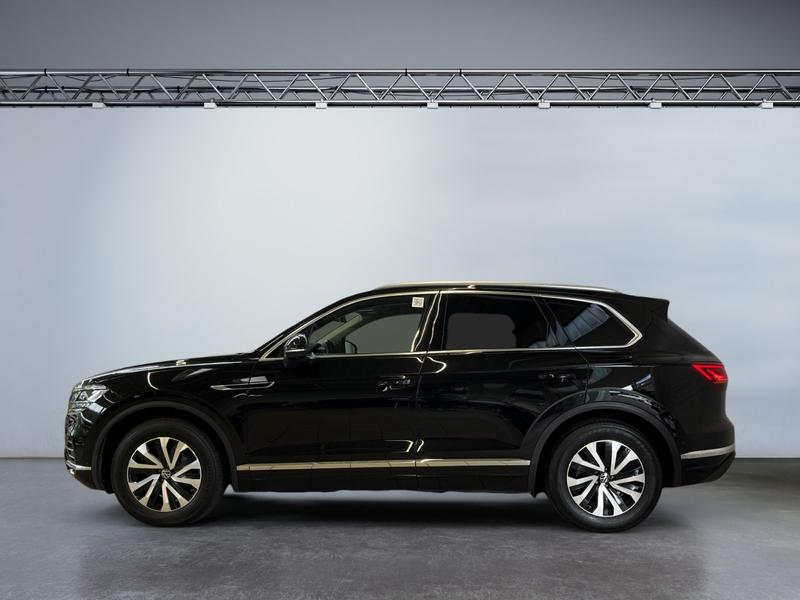 VW Touareg · Elegance
