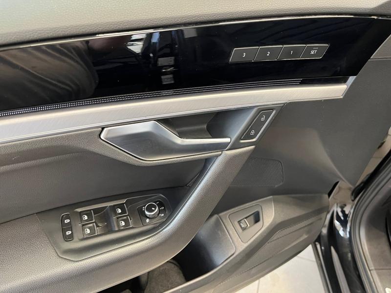 VW Touareg · Elegance · Bild 17