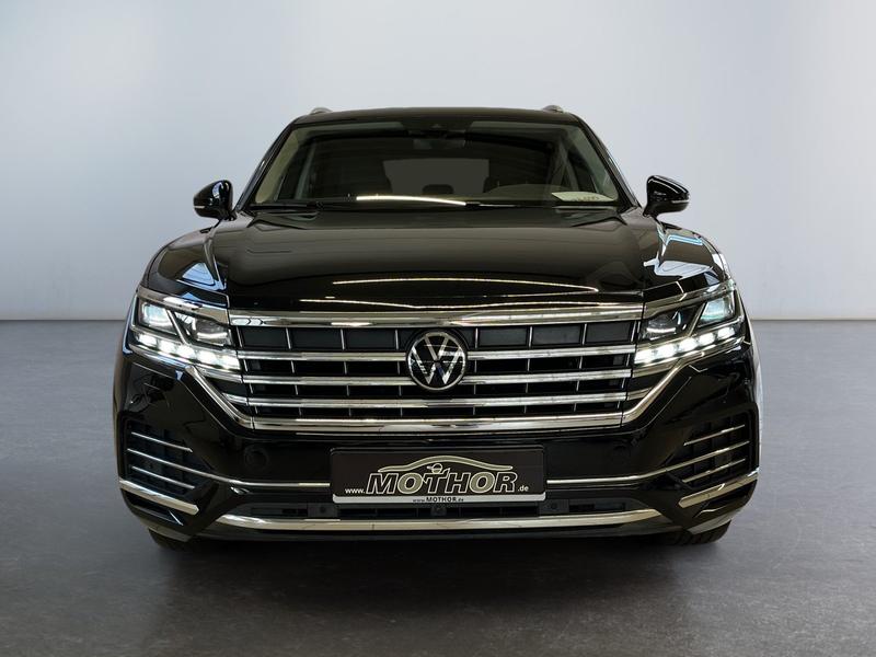 VW Touareg · Elegance
