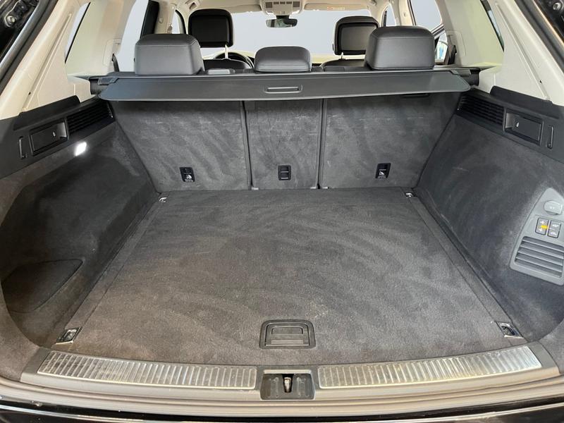 VW Touareg · Elegance · Bild 13