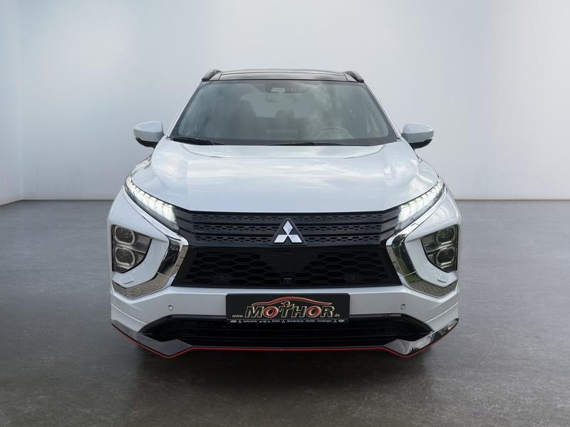 Mitsubishi Eclipse Cross · Top