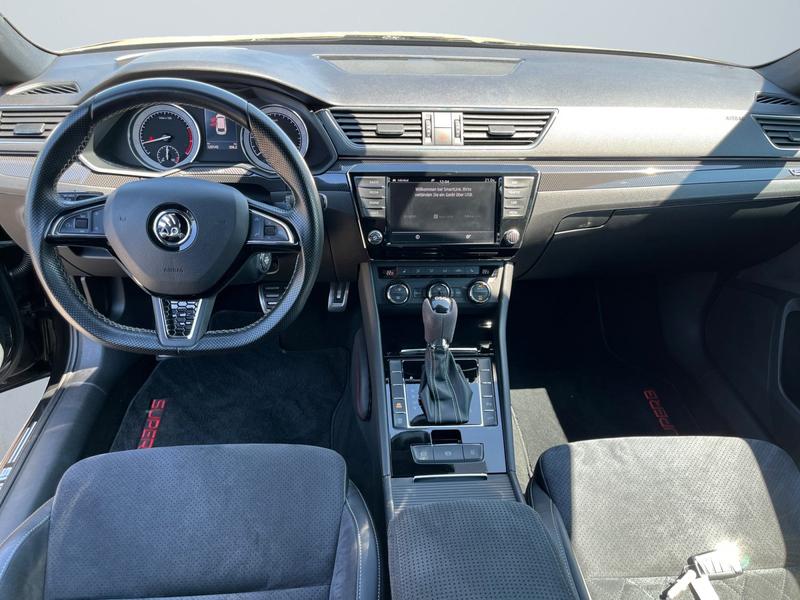 Skoda Superb · Sportline · Bild 8