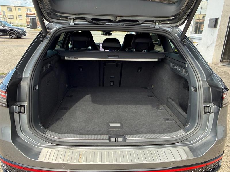 VW Passat Variant · R-line · Bild 13