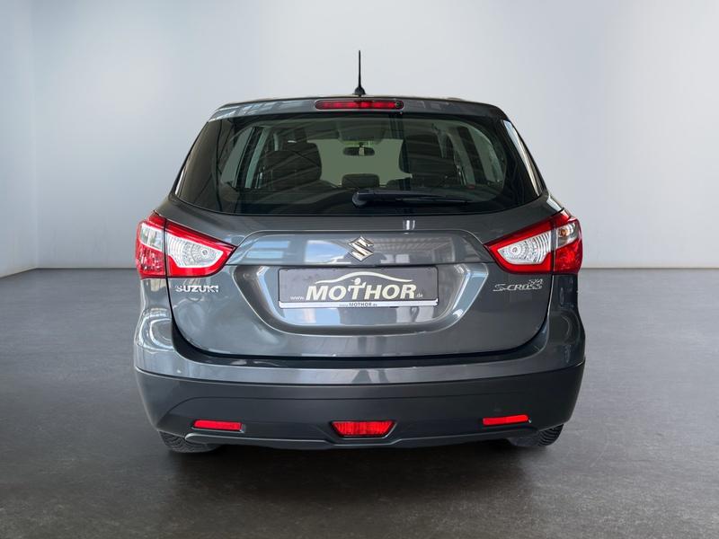 Suzuki SX4 S-Cross · Club