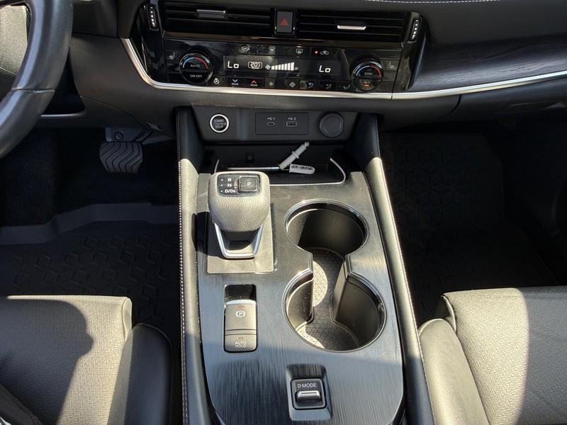 Nissan X-Trail · Tekna · Bild 9