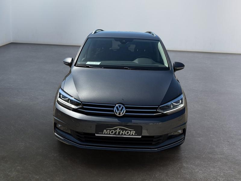 VW Touran · United