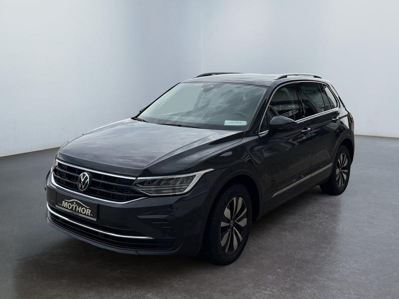 VW Tiguan · Move