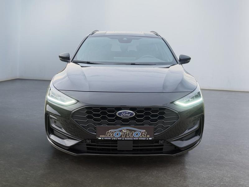 Ford Focus · ST-Line