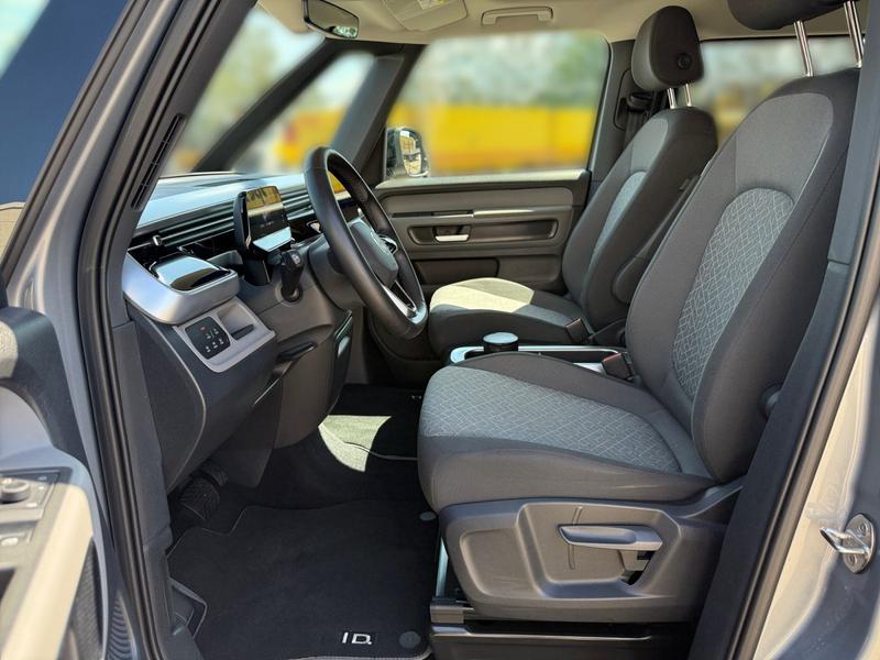 VW ID. Buzz · Pro