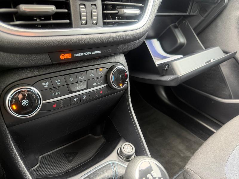 Ford Fiesta · Active · Bild 19