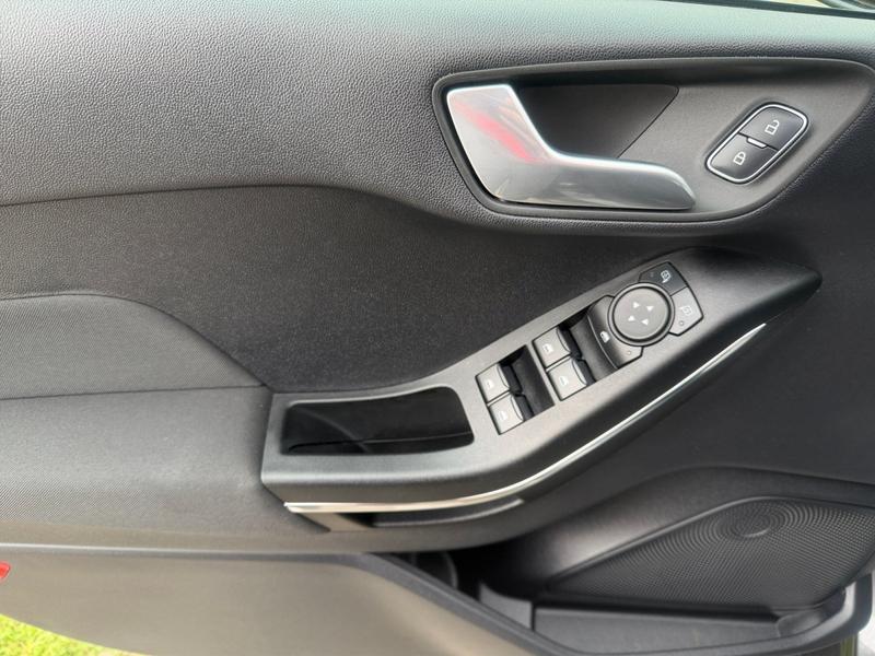 Ford Fiesta · Active · Bild 16