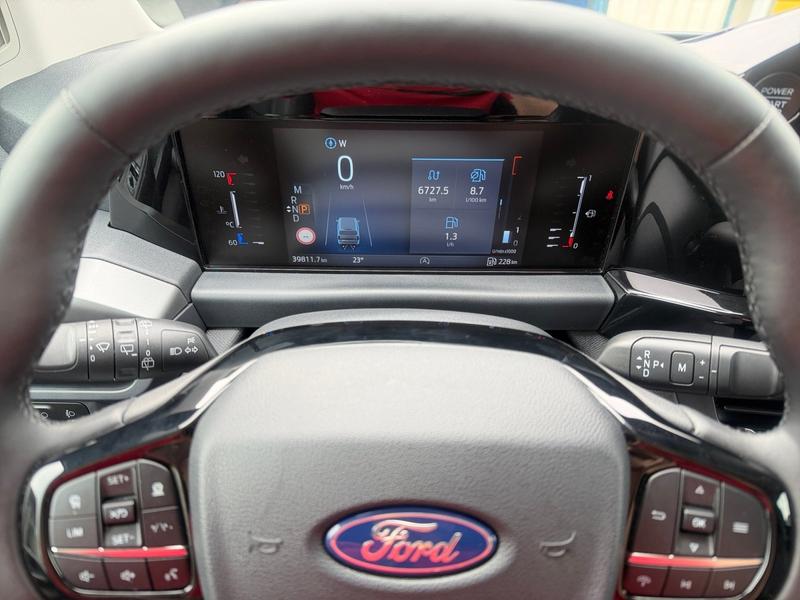 Ford Tourneo Custom · Titanium 320 L2 FWD · Bild 12
