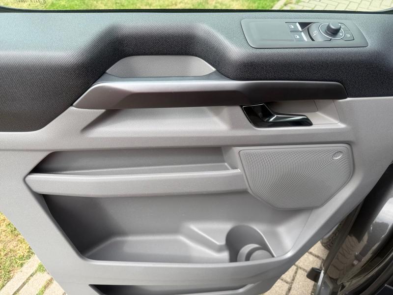 Ford Tourneo Custom · Titanium 320 L2 FWD · Bild 16