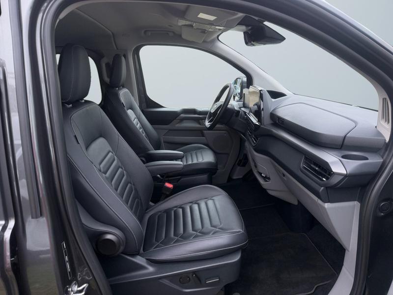 Ford Tourneo Custom · Titanium 320 L2 FWD · Bild 10