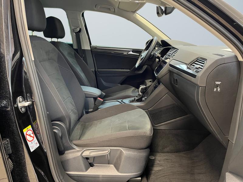 VW Tiguan · Elegance · Bild 9