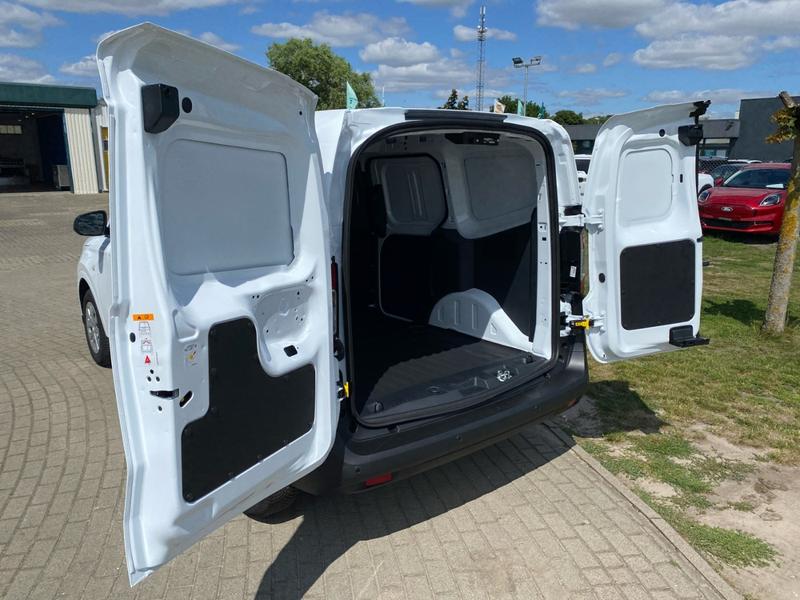 Ford Transit Courier · Trend · Bild 20