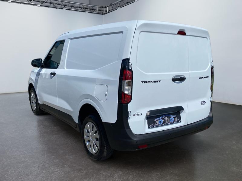 Ford Transit Courier · Trend