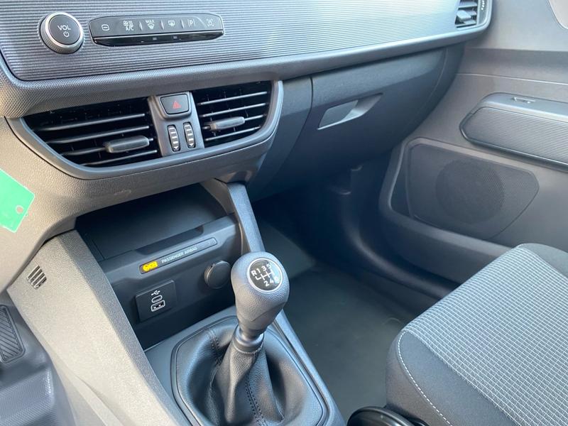 Ford Transit Courier · Trend · Bild 19