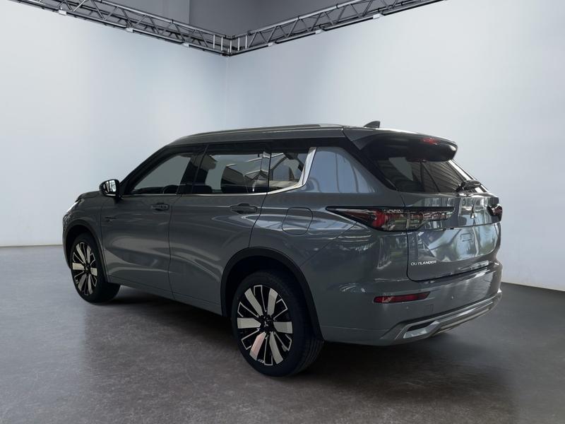 Mitsubishi Outlander · PHEV Top