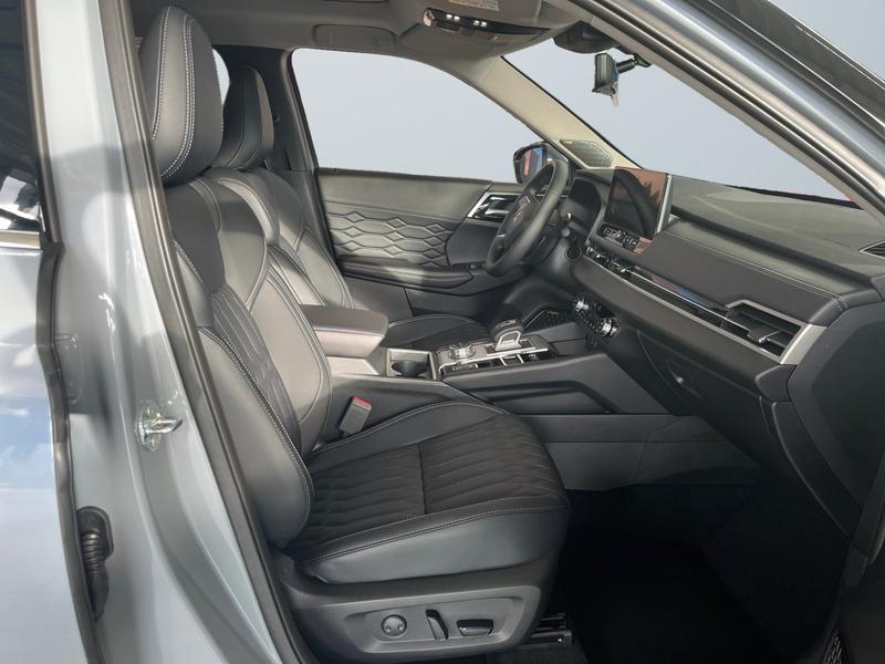 Mitsubishi Outlander · PHEV Top · Bild 10