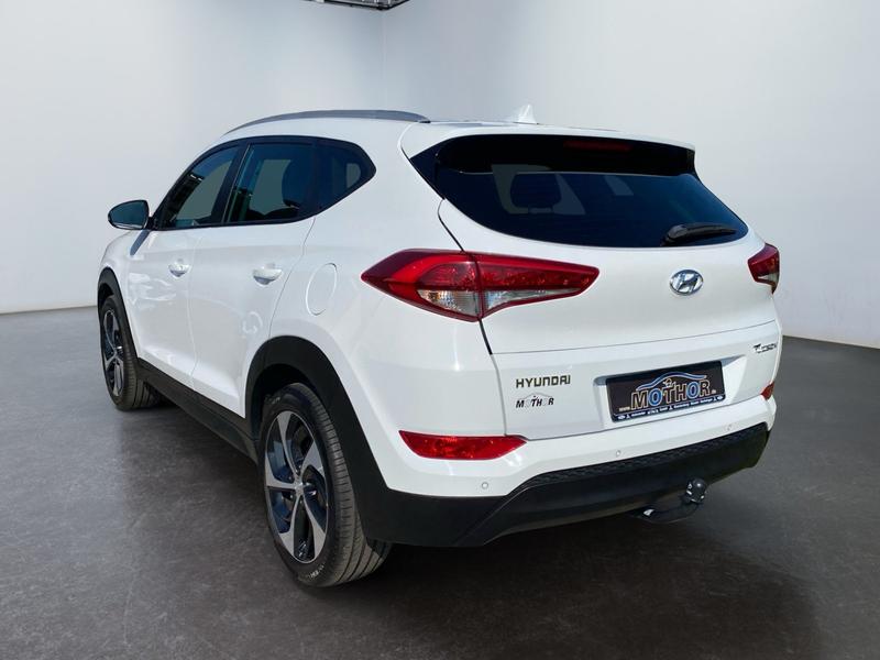 Hyundai TUCSON · blue Advantage