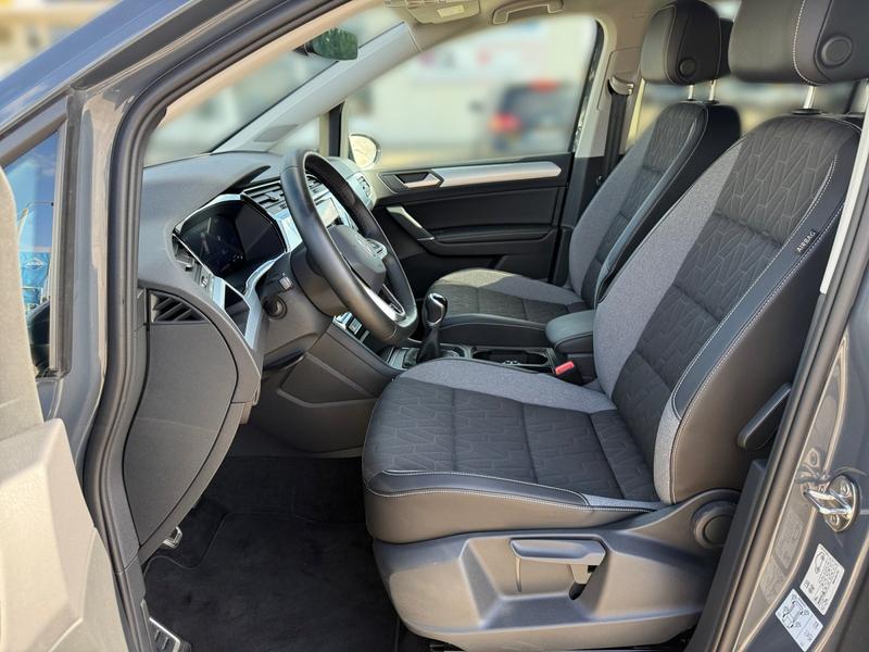 VW Touran · Goal