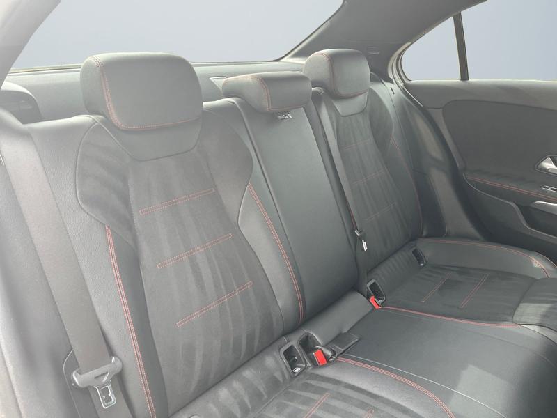 Mercedes-Benz A 180 · AMG Line · Bild 11