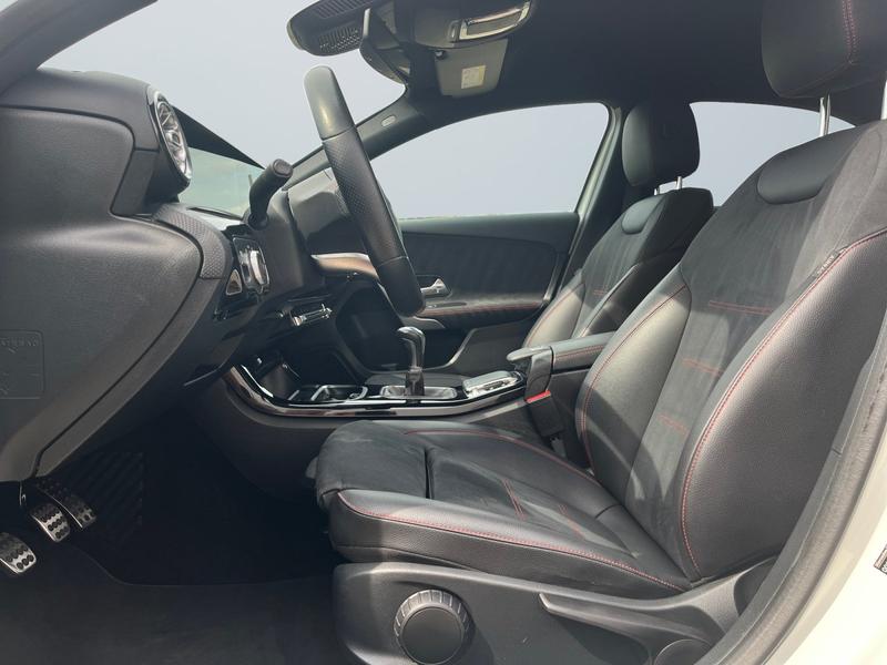 Mercedes-Benz A 180 · AMG Line