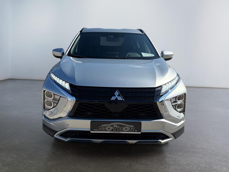 Mitsubishi Eclipse Cross · Plus
