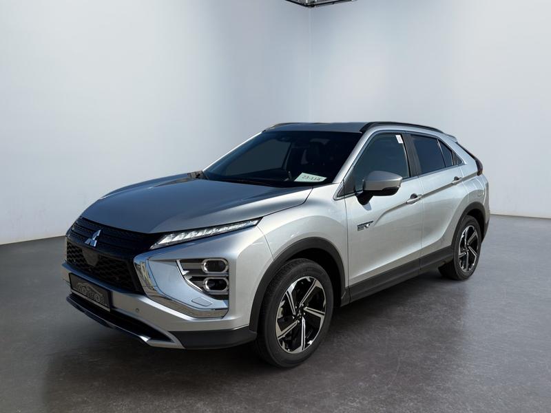 Mitsubishi Eclipse Cross · Plus