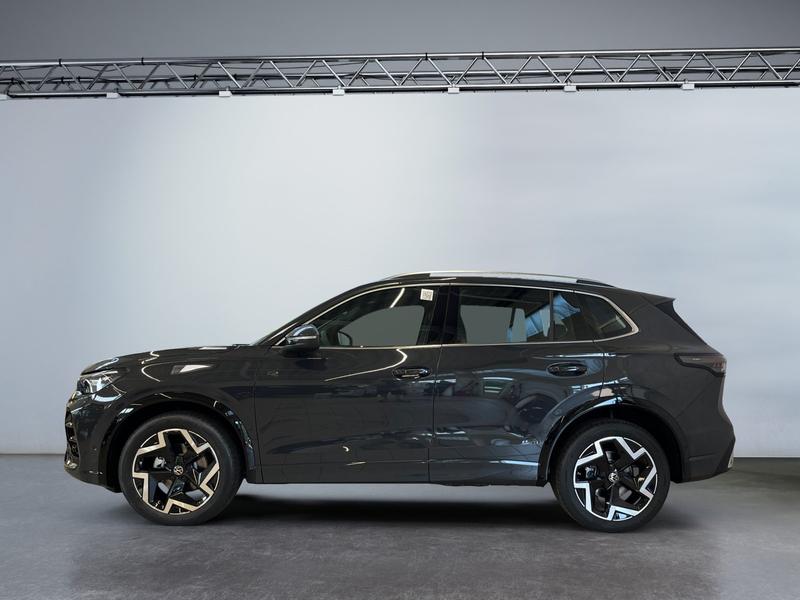 VW Tiguan · R-Line
