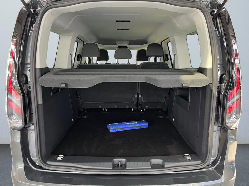 Ford Grand Tourneo · Titanium · Bild 14