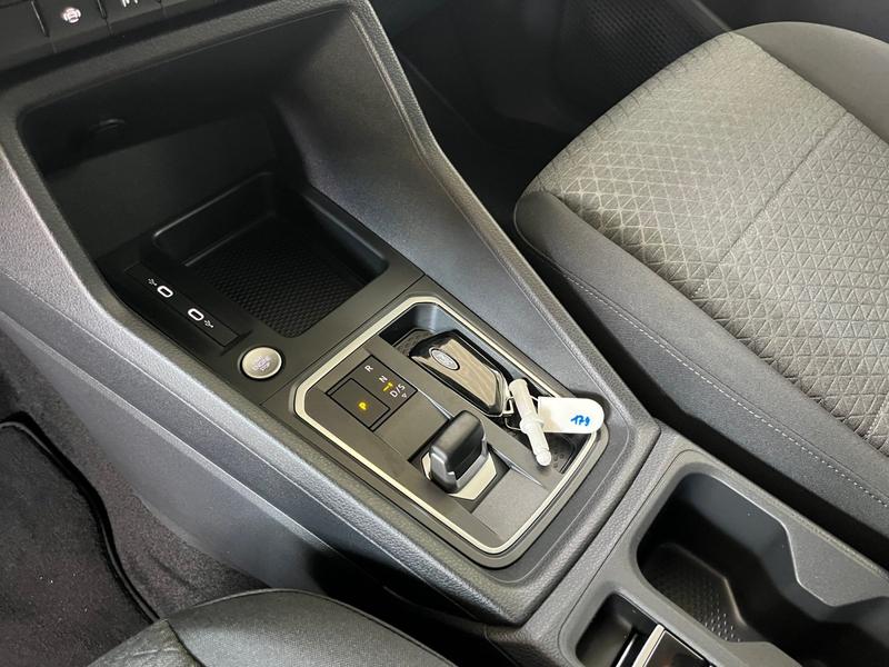 Ford Grand Tourneo · Titanium · Bild 9