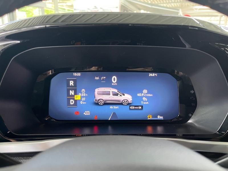 Ford Grand Tourneo · Titanium · Bild 12