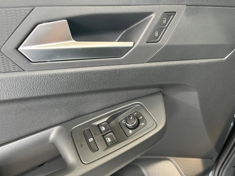 Ford Grand Tourneo · Titanium · Bild 16