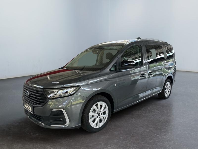 Ford Grand Tourneo · Titanium