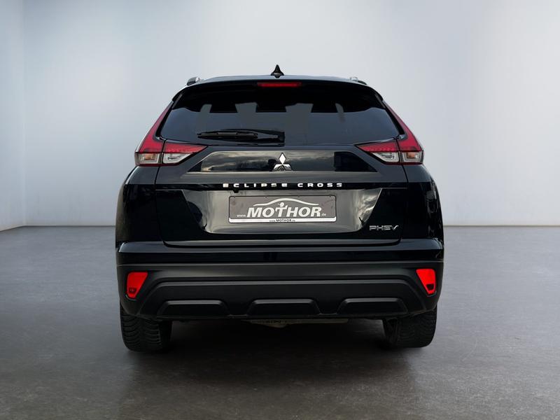 Mitsubishi Eclipse Cross · Basis