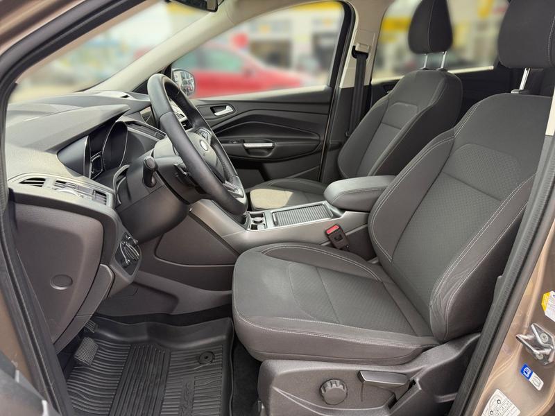 Ford Kuga · Cool & Connect