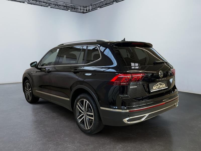VW Tiguan Allspace · Elegance