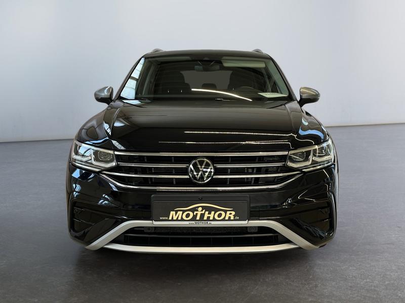 VW Tiguan Allspace · Elegance