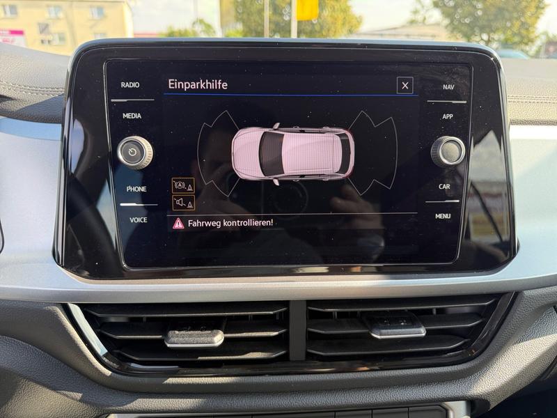 VW T-Roc · Life · Bild 12