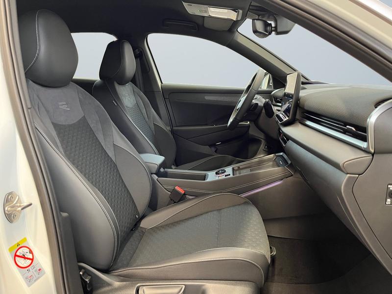 VW T-Roc · R-Line · Bild 9