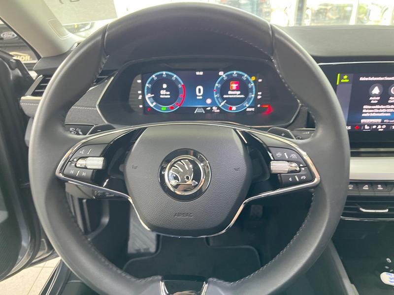 Skoda Octavia · Selection Plus · Bild 22