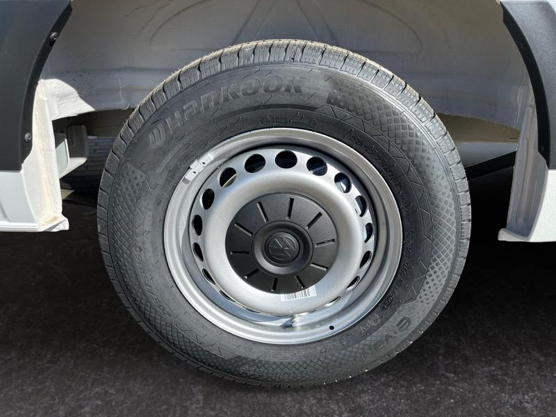 VW Crafter · 35 Kasten mittellang Hochdach · Bild 19