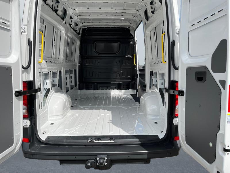 VW Crafter · 35 Kasten mittellang Hochdach · Bild 13